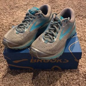 Brooks Ghost 10